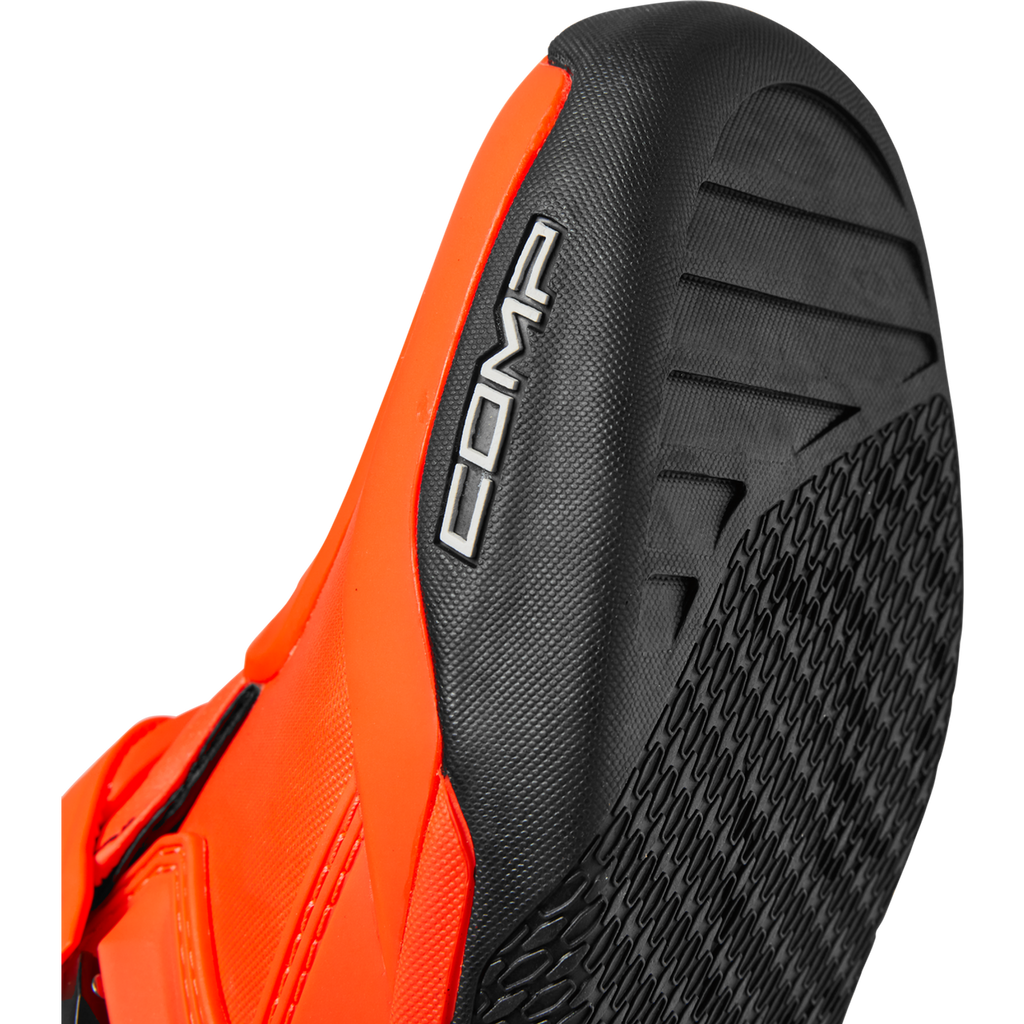 Crossboots Comp