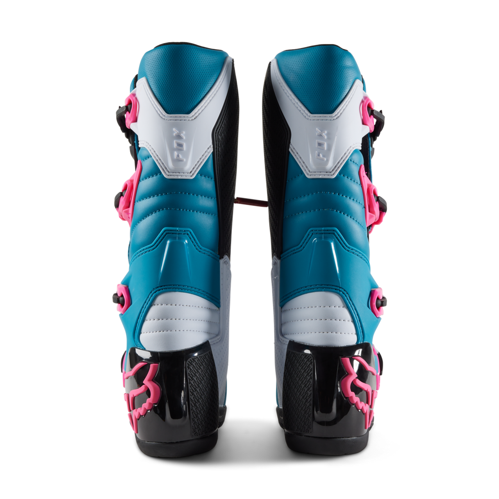 Crossboots Comp