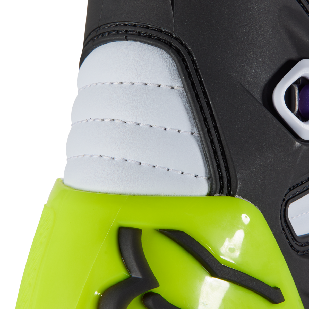 Crossboots Comp