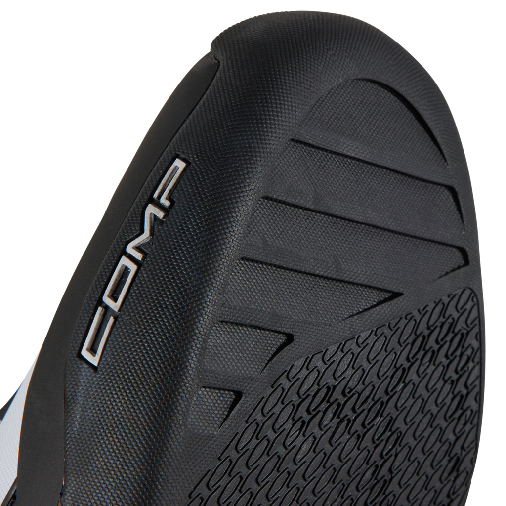 Crossboots Comp