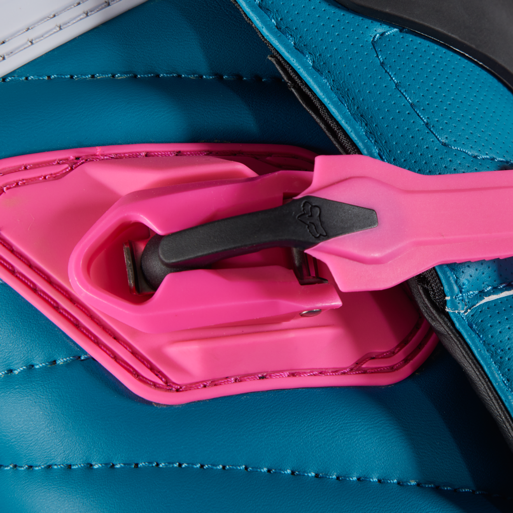Crossboots Comp