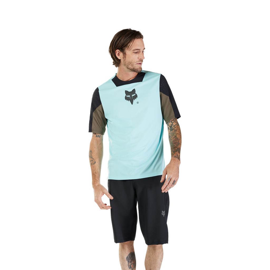 Defend Elevated Trikot