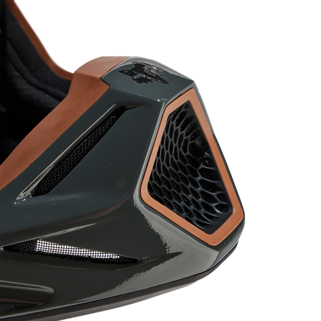 Helm V3 RS Carbon Solid