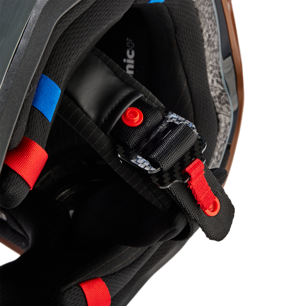 Helm V3 RS Carbon Solid