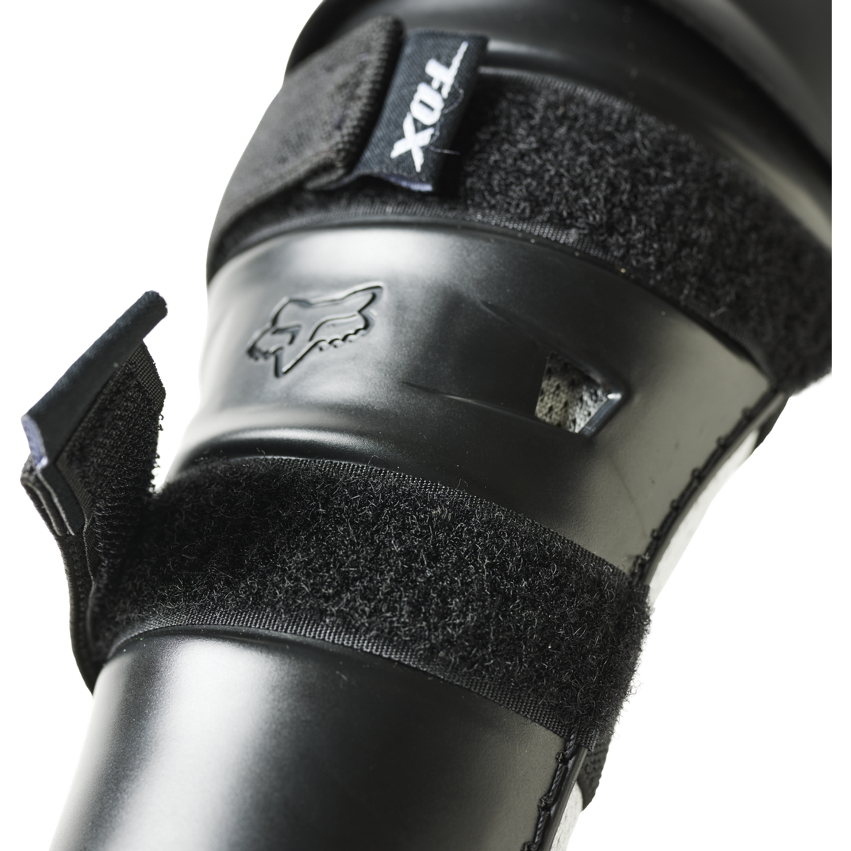 Kinder Peewee Titan Knee Guard
